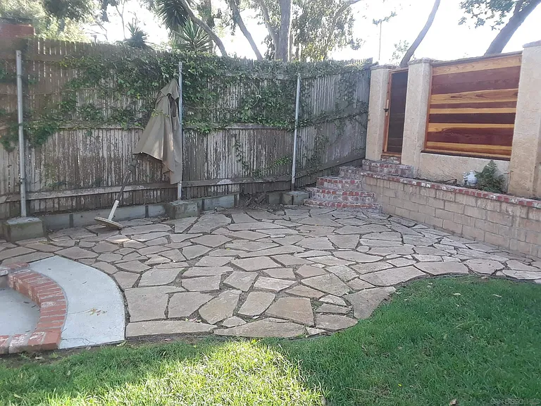 510 Tarento Dr — Photo 44