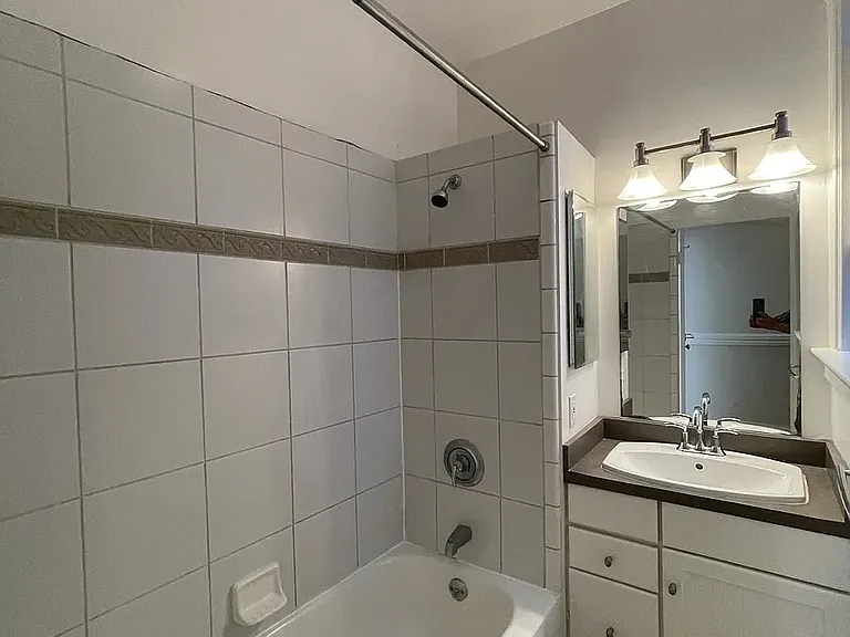 1308 Haight St — Photo 12