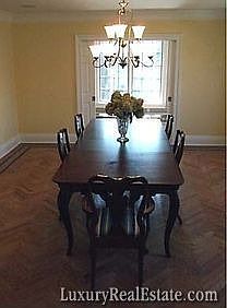 3rd image of 206 Smull Ave