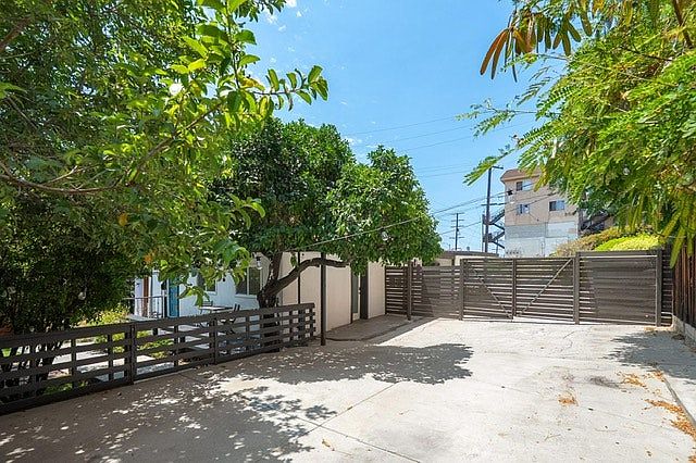 Gated Driveway