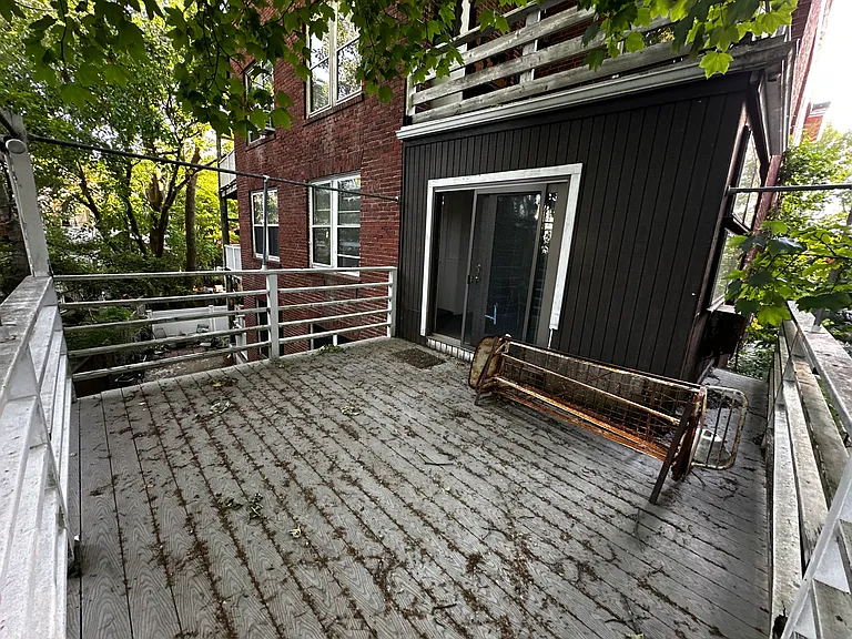 25 Fairfield St #4 — Photo 13