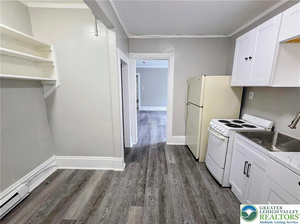 1 bed, 1.0 bath, 650 sqft, $1,300 — Photo 4