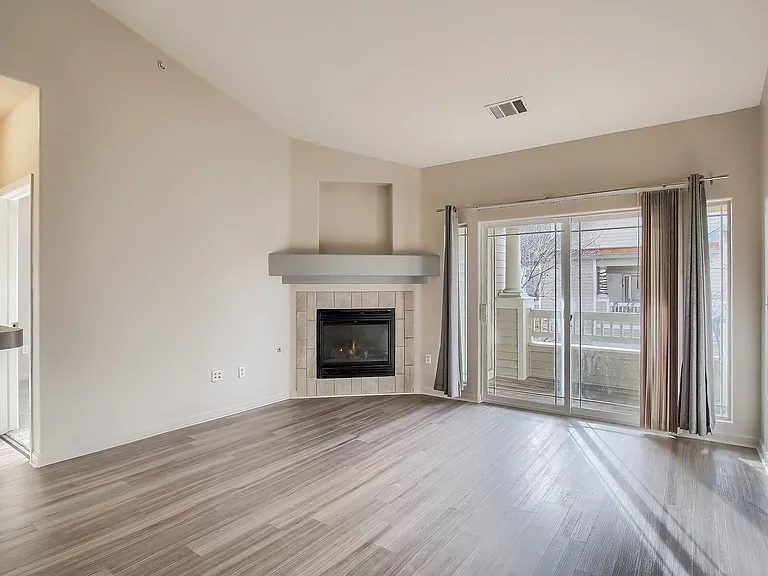 9622 W Coco Cir #304 — Photo 4