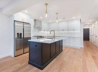 148 Falcon St #1, Boston, MA 02128