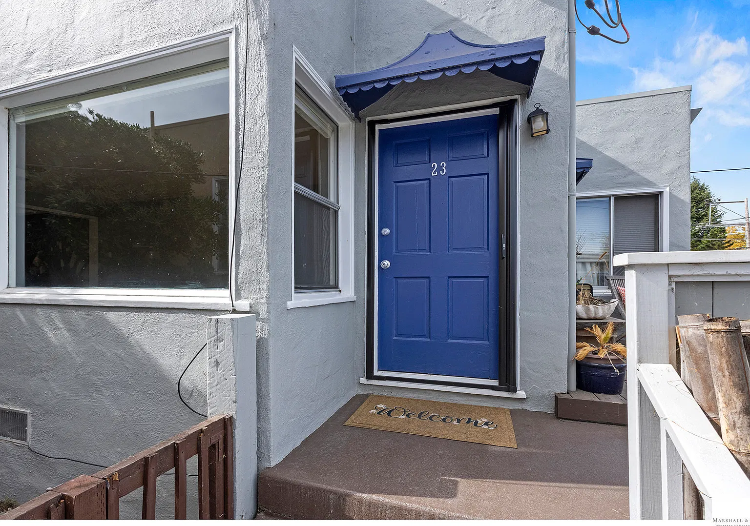 New Listing! Charming 1br/1ba Duplex, Hdwd Flrs, Designer Finishes,W/D Inside, Garage! — Photo 3