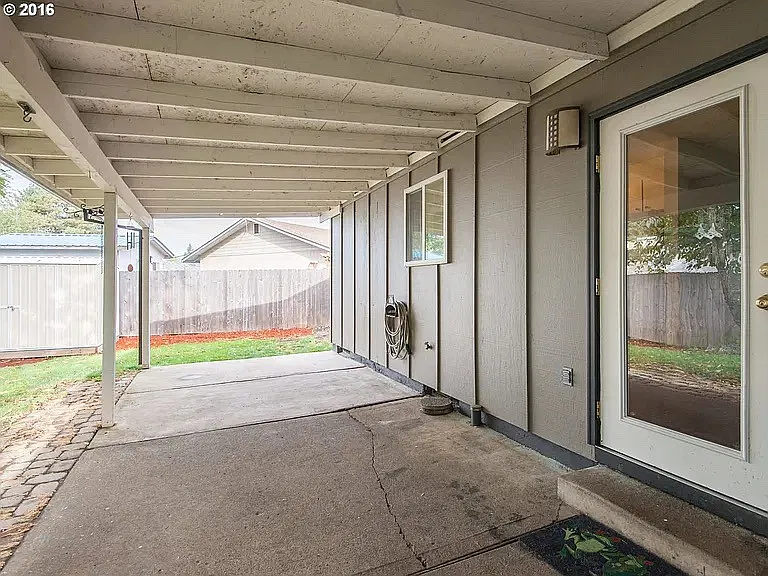 3 bed, 1252 sqft, $2,750 — Photo 4