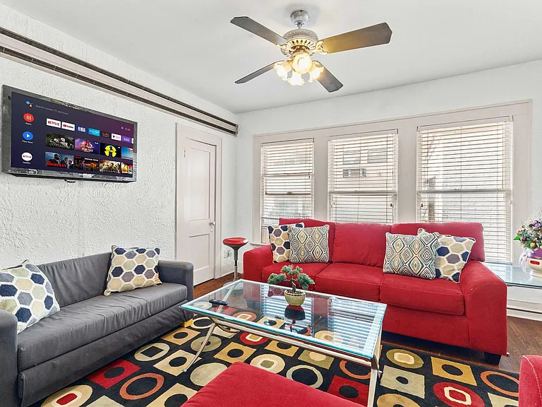 2511 Whitney St #B — Photo 4