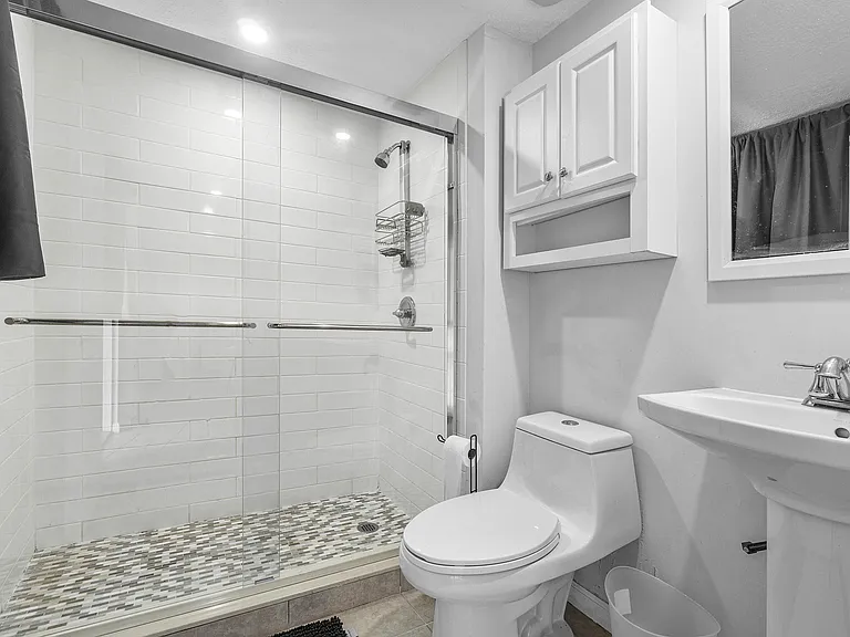 2080 Canter Way — Photo 18
