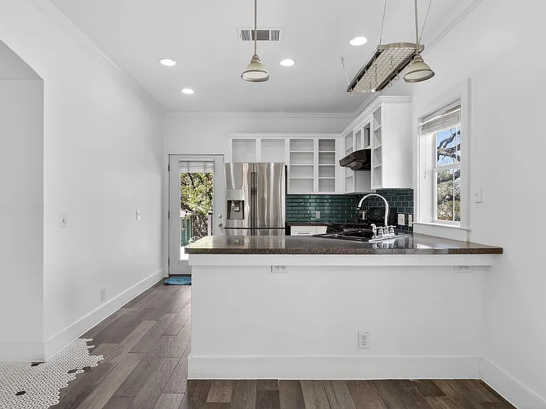3614 S 2nd St — Photo 10