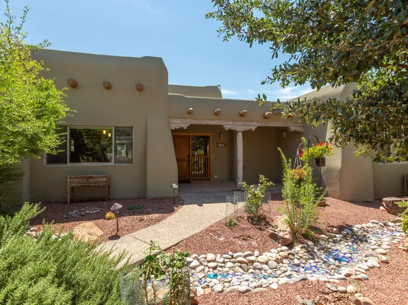 38 Calle Chamisa, Placitas, NM 87043