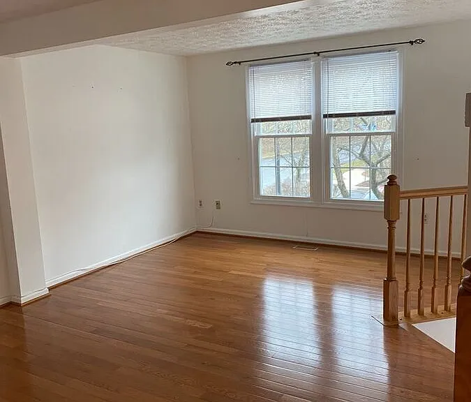 899 Chestnutview Ct — Photo 22