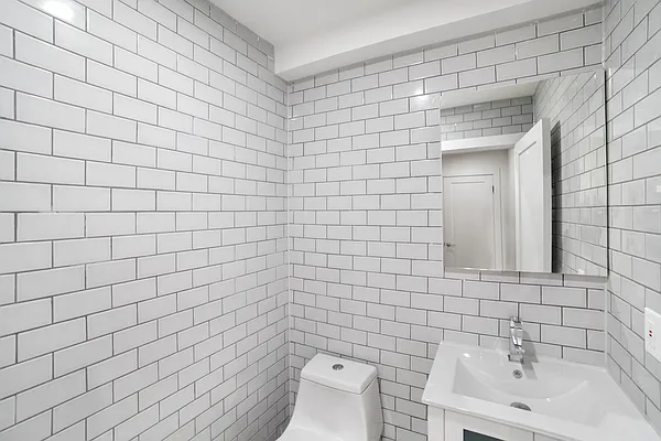 Rented by Real Street Inc | media 13