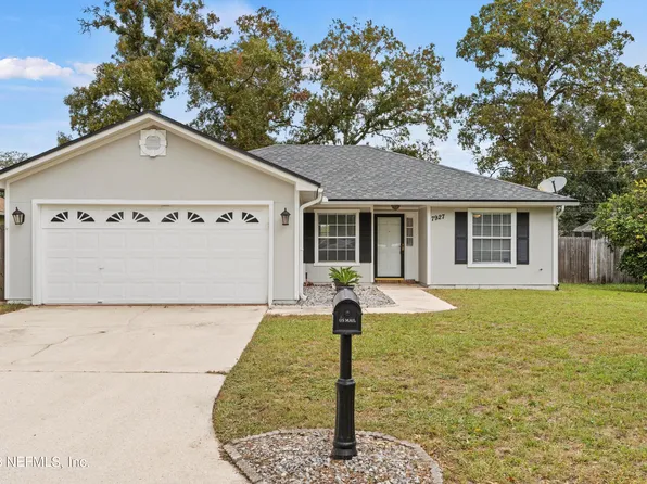 7927 MACINNES Drive, Jacksonville, FL 32244