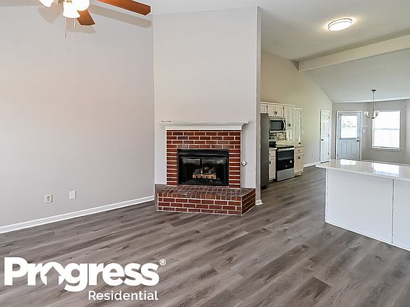 3rd image of 4222 Shadow Oaks Dr