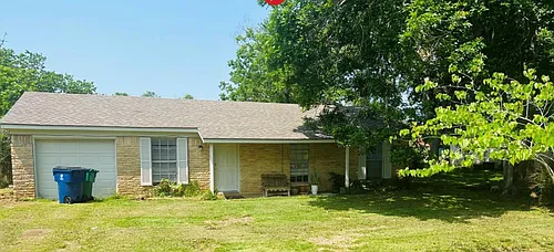 224 Stuart St Photo 1