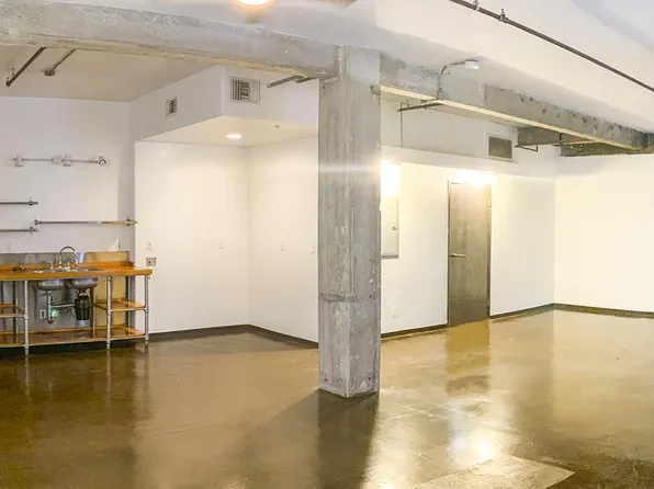 281 S Thomas St #204, Pomona, CA 91766