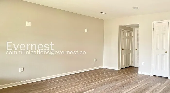43430 Nottingham Sq — Photo 21