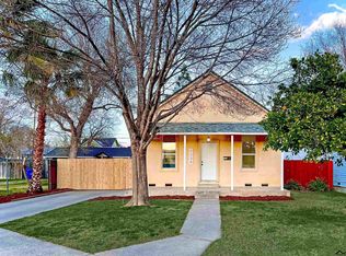 1136 1st St, Red Bluff, CA 96080