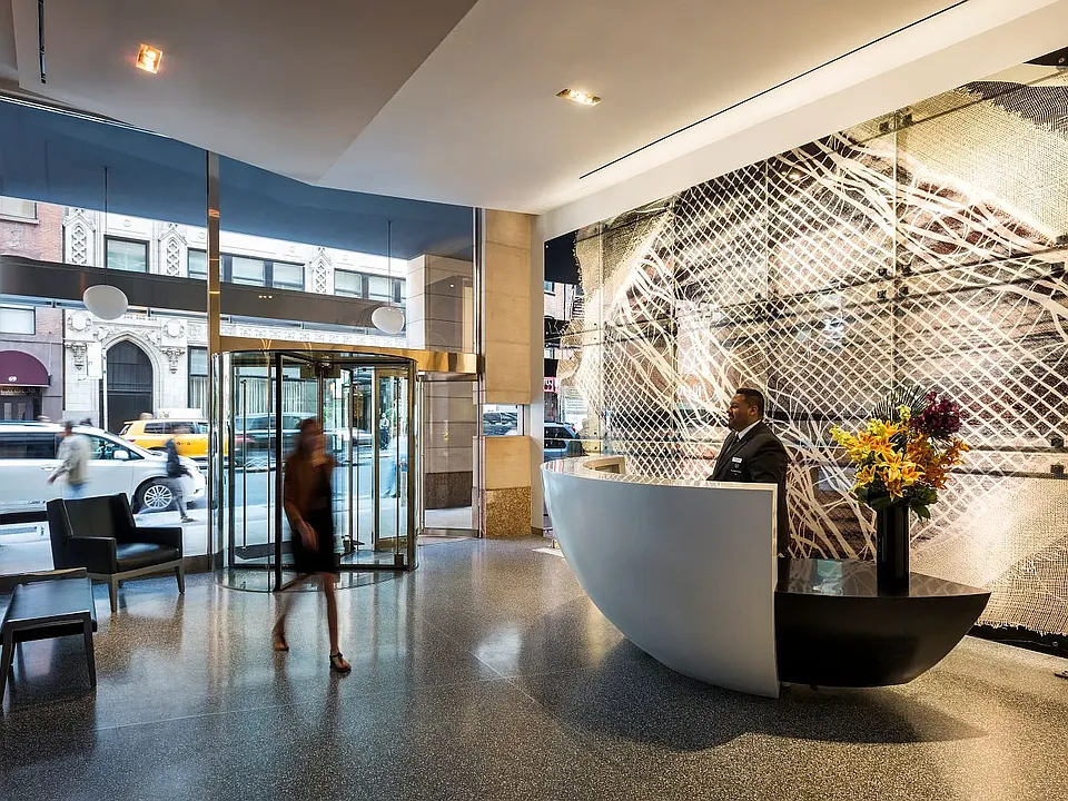 66 W 38th St #30D