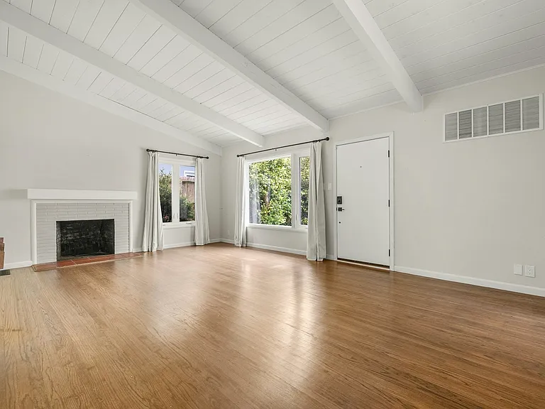 812 Edgemar Ave — Photo 6