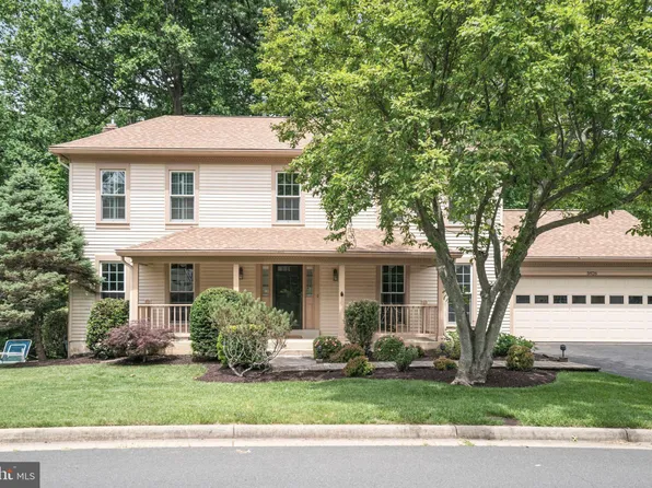 5926 Clermont Landing Ct, Burke, VA 22015