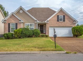2265 Dewey Dr, Spring Hill, TN 37174