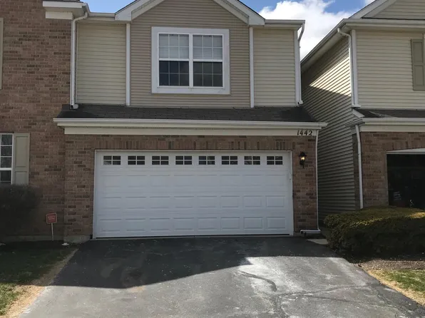 1442 Millbrook Dr, Algonquin, IL 60102