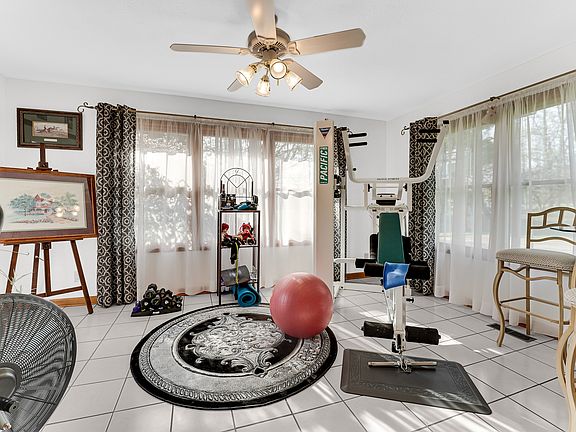 5th image of 7721 Donegal Dr