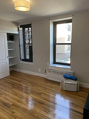 Rented by Carnegie Management Inc | media 29