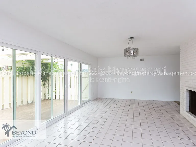 6536 Avenida Manana — Photo 21