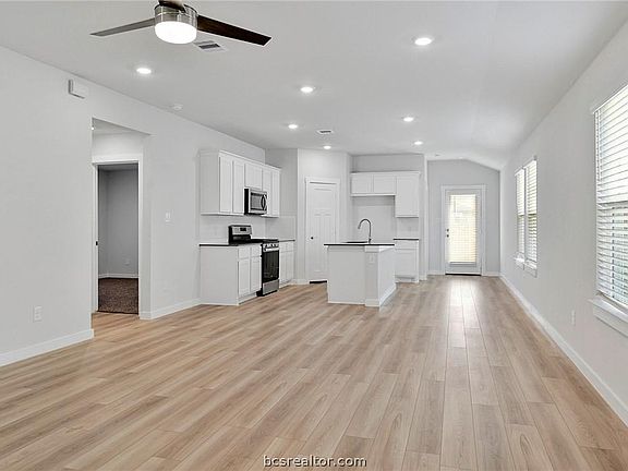 5th image of 1241 Armistead St