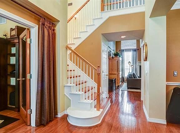 2nd image of 2798 Vista View Dr