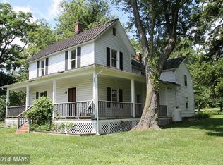 18301 Whitehall Estate Ln, Bluemont, VA 20135