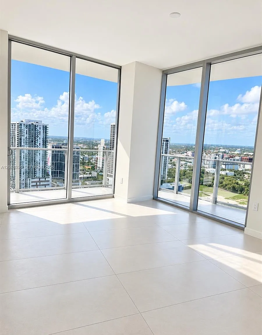 1 bed, 1.0 bath, $6,000 — Photo 3