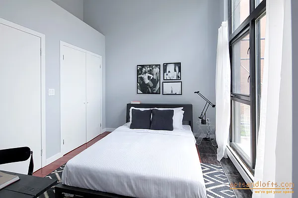 Rented by aptsandlofts.com | media 22