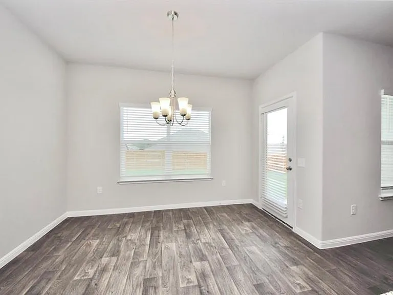 1513 Fort Dessau Rd — Photo 11