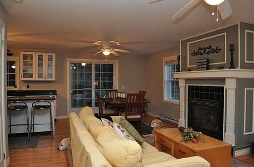 3rd image of 5 Lattof Farm Cir