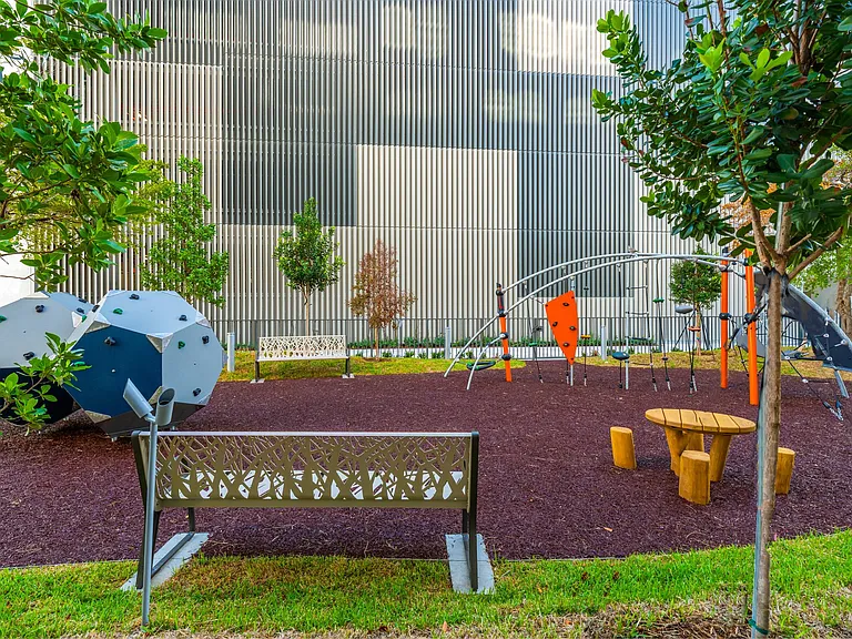 Centro City Residences — Photo 5