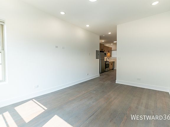 5th image of 6203 N Glenwood Ave Unit 2