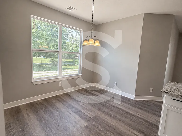 1601 Al Ortalani Way — Photo 3