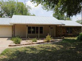 123 Boutilier St, Burnet, TX 78611