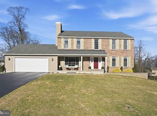 16 Dulaney Hills Ct, Cockeysville, MD 21030