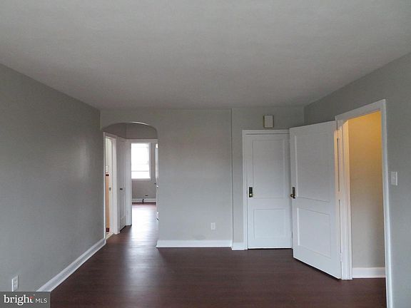 4th image of 3130 Tyson Ave