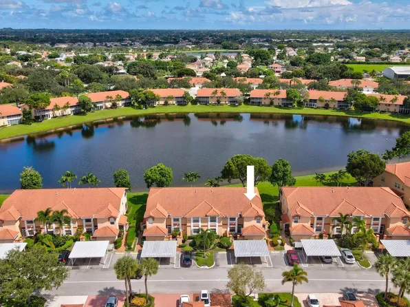 9927 Seacrest Circle #202, Boynton Beach, FL 33437