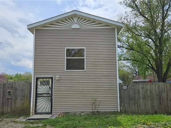 924 Grace St, Lorain, OH 44055