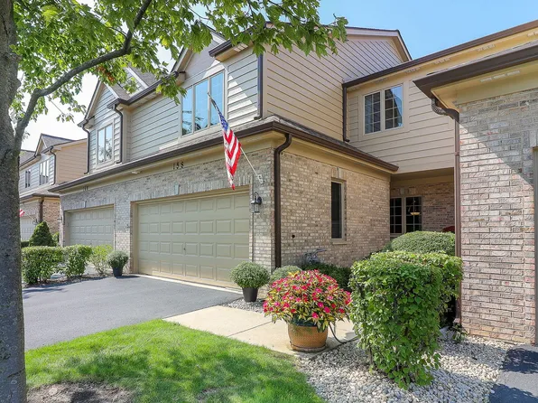 158 Santa Fe Ln, Willow Springs, IL 60480