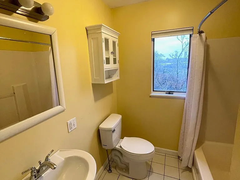 1239 Troy Hill Rd — Photo 15