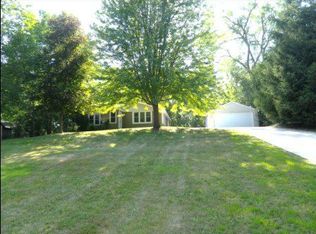 5960 Galpin Lake Rd, Shorewood, MN 55331