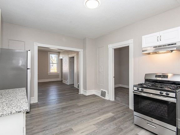 5th image of 2313 E Morgan Ave #1