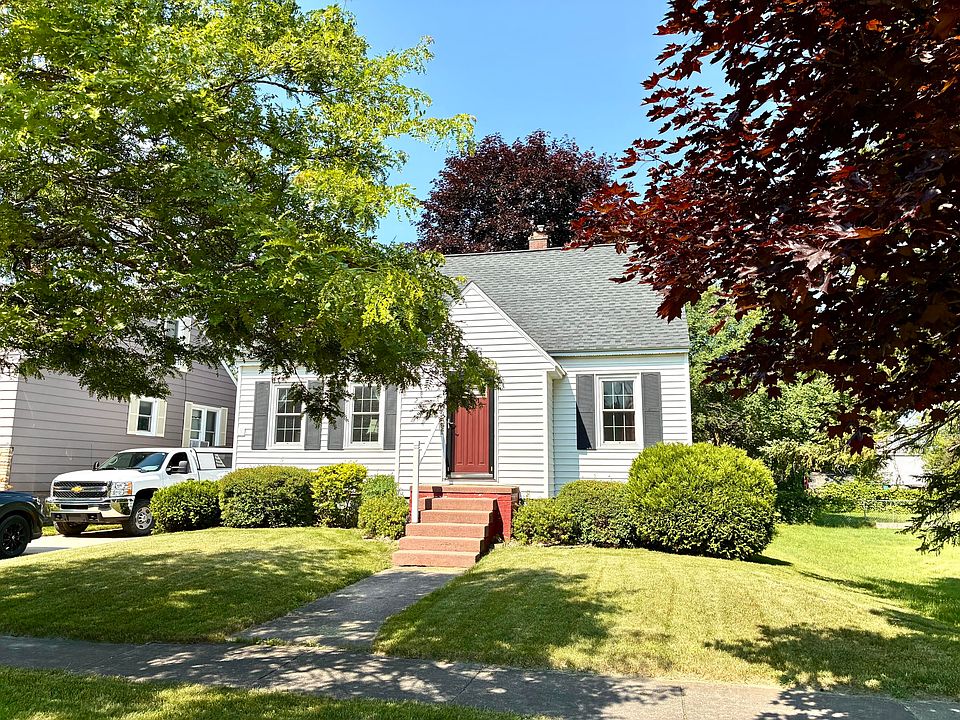 1st image of 215 Potter St